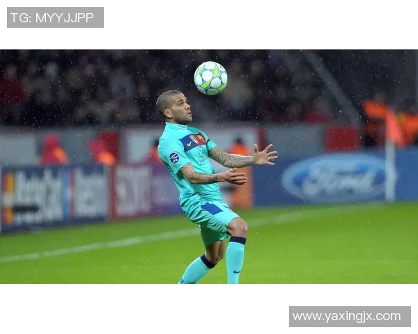 足球球星高清壁纸展示 4开尺寸精选版激情瞬间捕捉